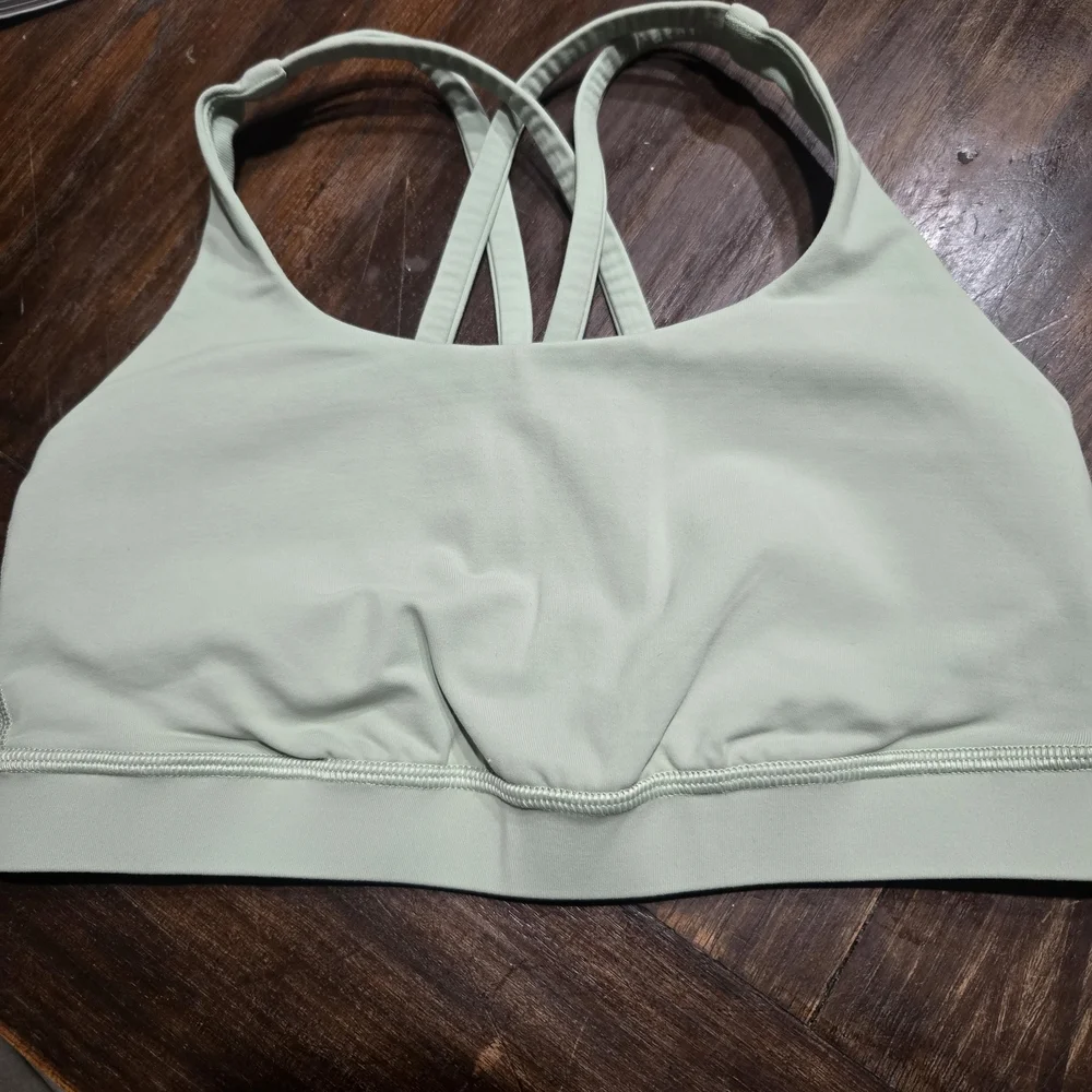 Lululemon Athletica Light Green Energy Sports Bra - Picture 1 of 4